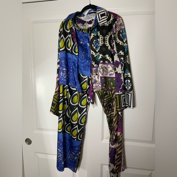 Zara Set - Picture 3 of 4